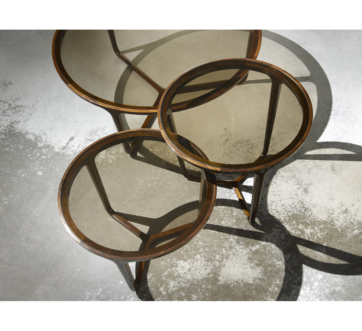 Стол STELLA Round Small Ceccotti Collezioni, стоимость 480 500 руб.  Фотография 4